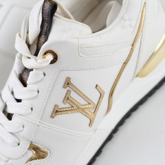 Louis Vuitton Run Away Sneakers Size 38