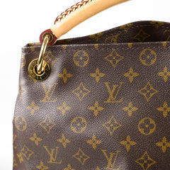 Louis Vuitton Artsy Monogram