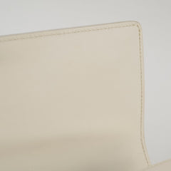 Dior 30 Montaigne White