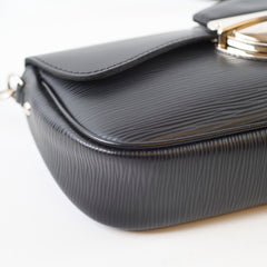 Louis Vuitton Montaigne Clutch Black
