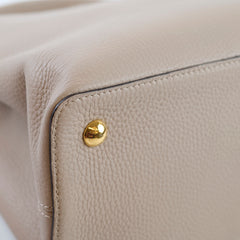 Louis Vuitton Capucine MM Beige