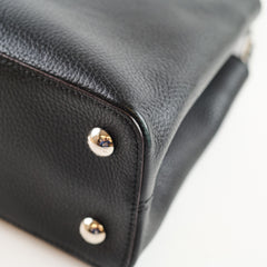 Louis Vuitton Capucines MM Black