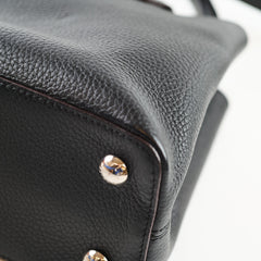 Louis Vuitton Capucines MM Black