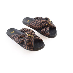 Fendi Slides Size 38