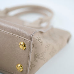 Louis Vuitton On My Side PM Galet