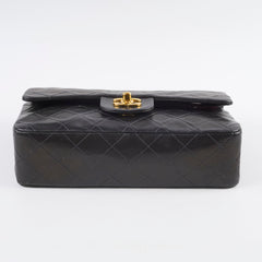 Chanel vintage small classic flap black