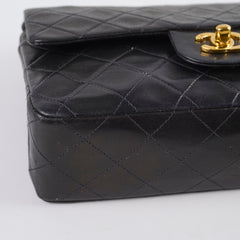 Chanel vintage small classic flap black