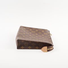 Louis Vuitton Toiltery 26 Monogram Canvas