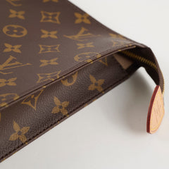 Louis Vuitton Toiltery 26 Monogram Canvas