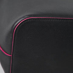 Louis Vuitton Lock Me Bucket Bag Black/Fuschia