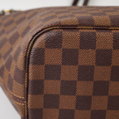 Louis Vuitton Neverfull MM Damier Ebene Microchip