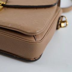 Louis Vuitton Pochette Metis Empriente Beige