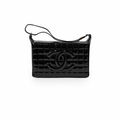 Chanel Chocolate Bar Patent Leather Shoulder Bag Black