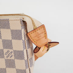 Louis Vuitton Pochette Damier Zur
