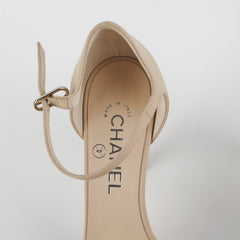 Chanel Chain High Heels Beige Size 38