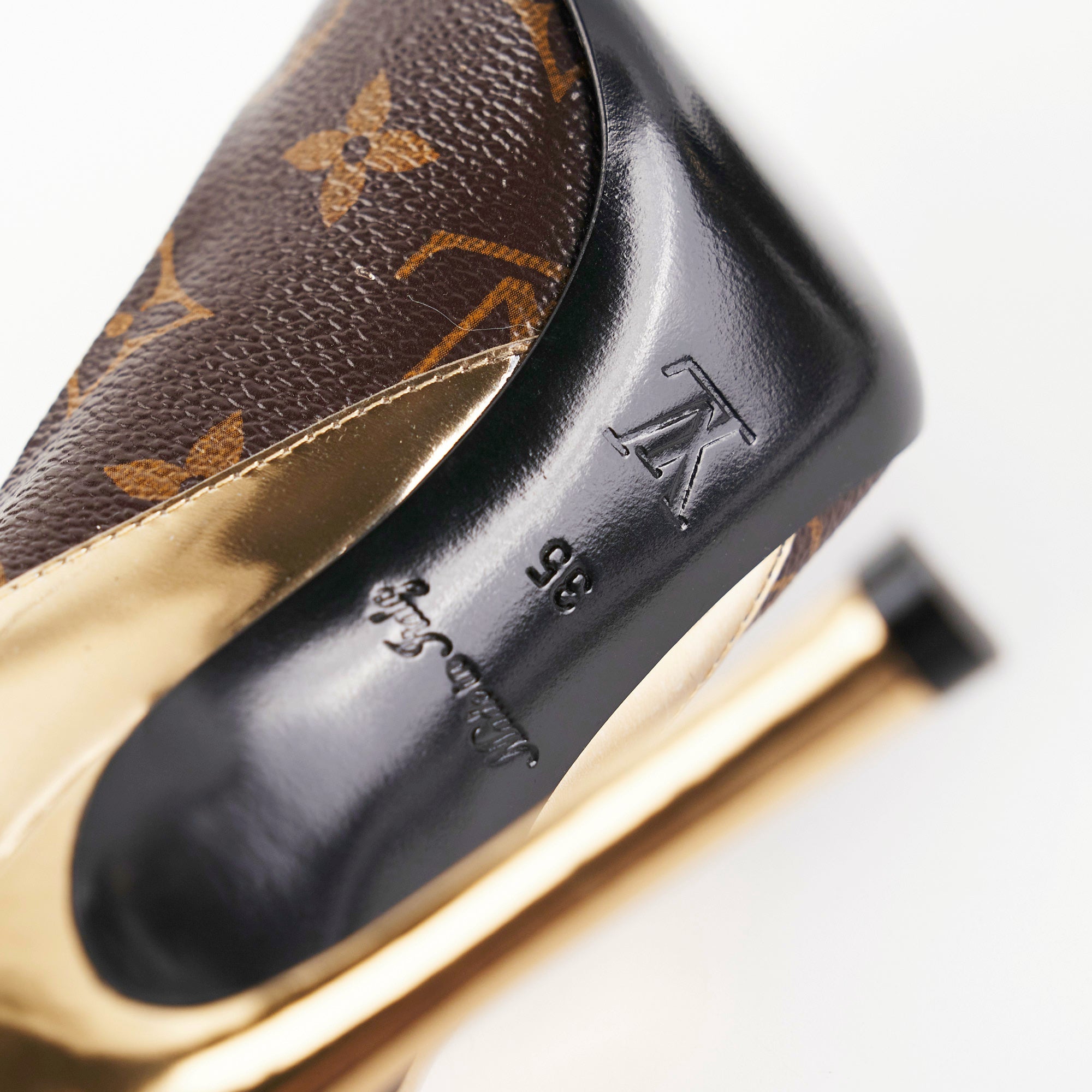 Louis Vuitton Chain Heels Sz 35