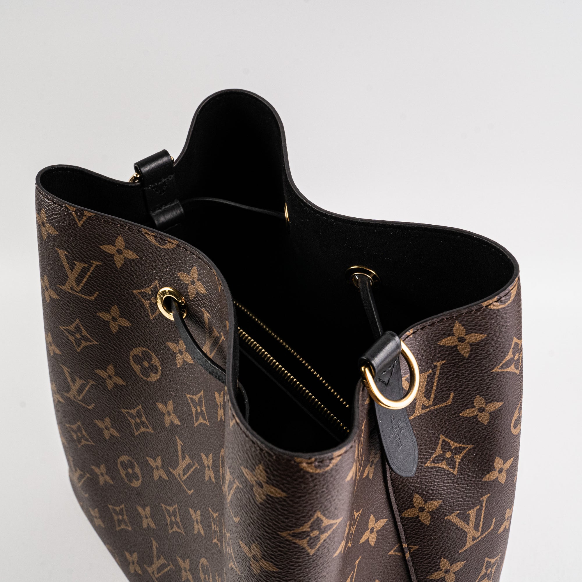 Louis Vuitton Neo Noe Black Monogram Shoulder Bag