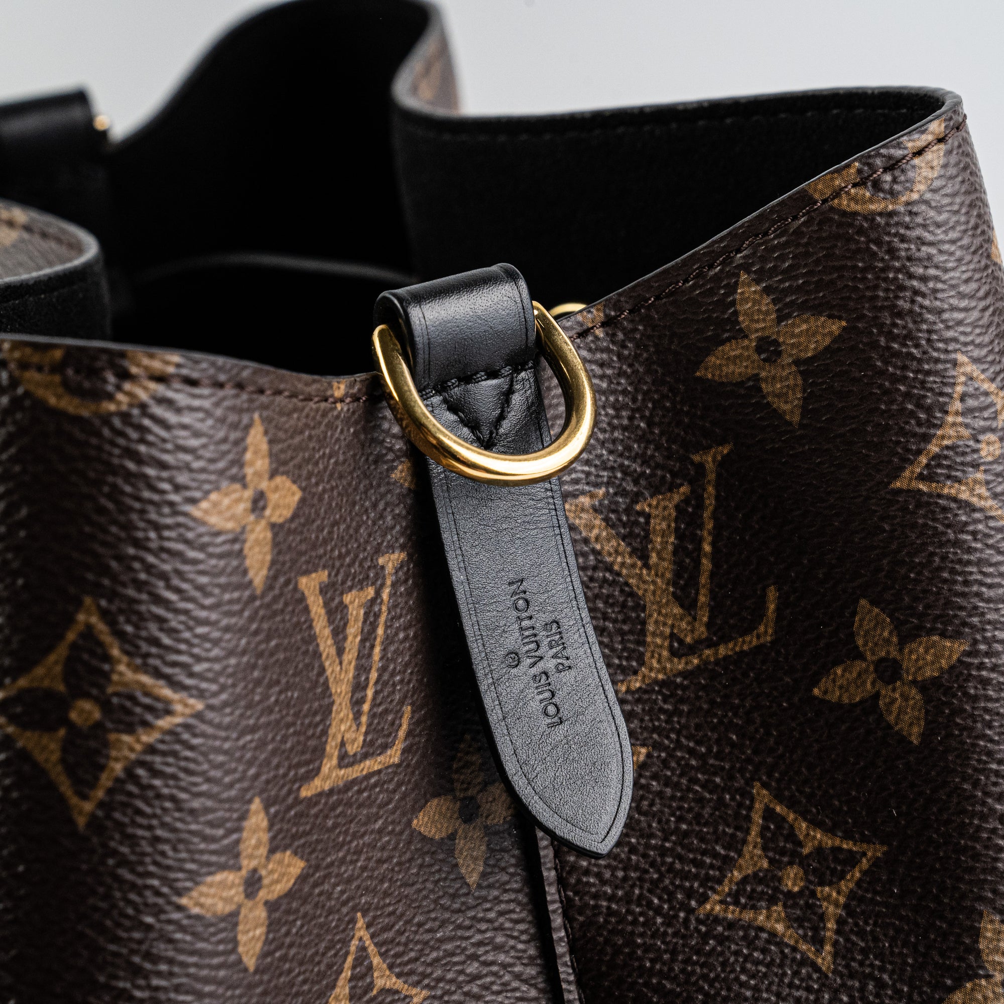 Louis Vuitton Neo Noe Black Monogram Shoulder Bag