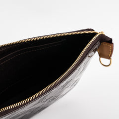 Louis Vuitton Vernis Pochette Accessories Bag