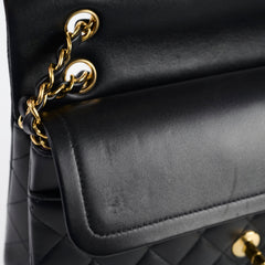 Chanel M/L Classic Flap Lambskin Black - 2026