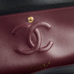 Chanel M/L Classic Flap Lambskin Black - 2026