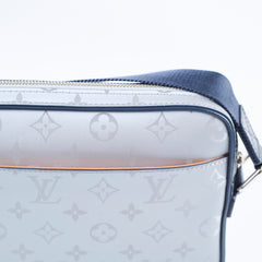 Louis Vuitton Alpha Messenger Satellite