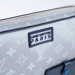 Louis Vuitton Alpha Messenger Satellite