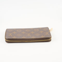 Louis Vuitton Monogram Canvas Zippy Wallet
