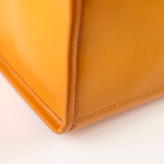 Fendi Sunshine Medium Tote Orange