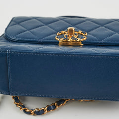 Chanel 19 Top Handle Chain Navy Bag