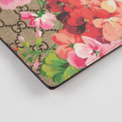 Gucci Gg Supreme Blooms Zip Pouch Clutch Monogram