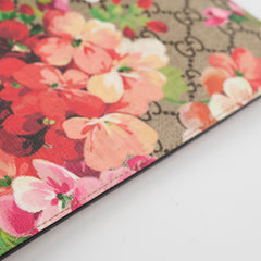 Gucci Gg Supreme Blooms Zip Pouch Clutch Monogram