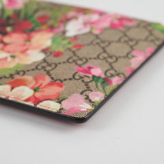 Gucci Gg Supreme Blooms Zip Pouch Clutch Monogram