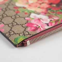 Gucci Gg Supreme Blooms Zip Pouch Clutch Monogram