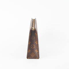 Louis Vuitton toiletry 19 Monogram