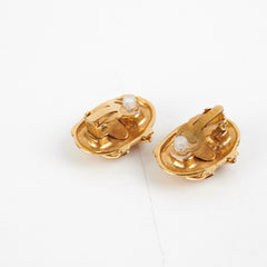 Chanel Vintage Oval Clip On Earrings Costume Jewellery