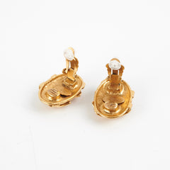 Chanel Vintage Oval Clip On Earrings Costume Jewellery