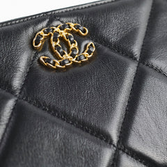 Chanel 19 O Case Black 30 Series