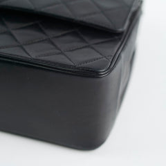 Chanel Vintage Medium Classic Flap Bag Black