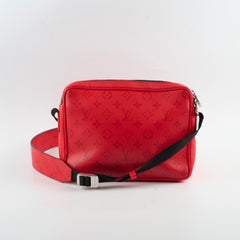 Louis Vuitton Taigarama Men's Messenger Bag Red