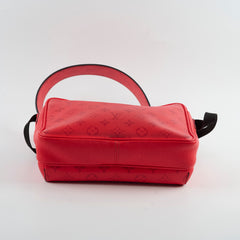 Louis Vuitton Taigarama Men's Messenger Bag Red