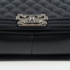 Chanel Caviar Old Medium Boy Black Series 28