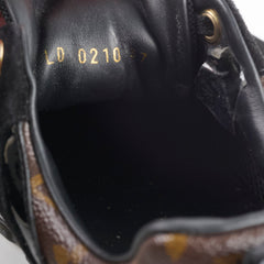 Louis Vuitton Run Away Sneaker Size 37