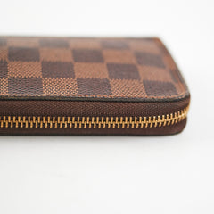 Louis Vuitton Damier Zippy Wallet