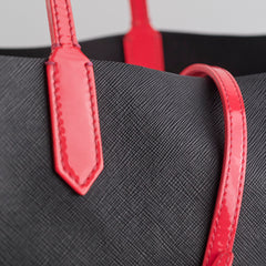 Givency Antigona Leather Tote Black