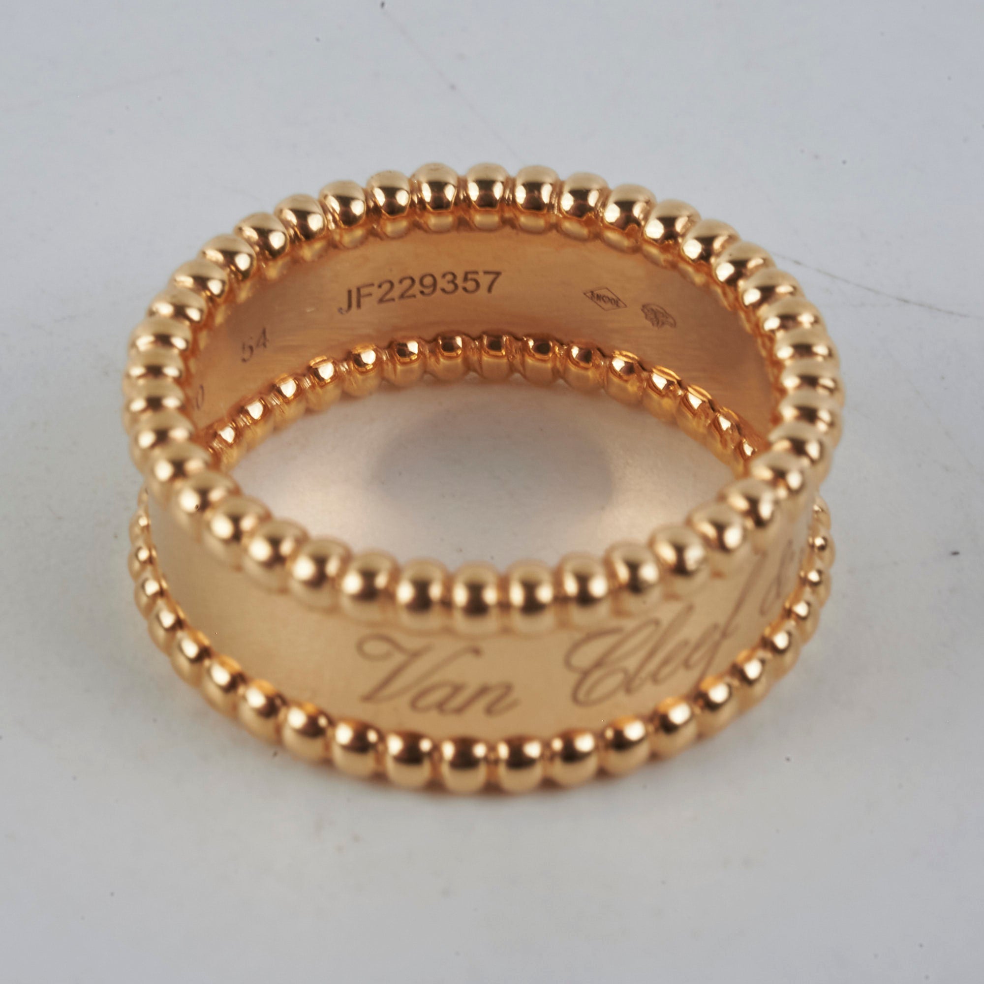 Van Cleef Arpels Perlee Signature Ring Size 54 – THE PURSE AFFAIR