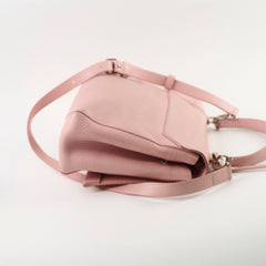 Louis Vuitton Lock Me Light Pink