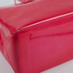 Louis Vuitton Wilshire PM Vernis Rose Pop