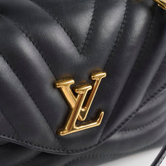 Louis Vuitton Hold Me New Wave bag