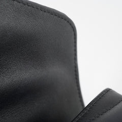 Louis Vuitton Hold Me New Wave bag